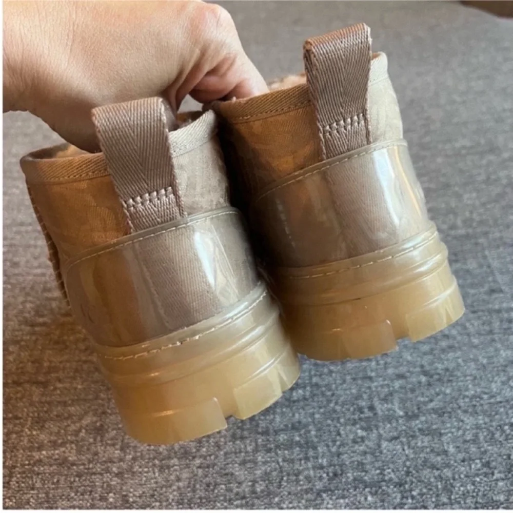 UGG Classic Ultra Mini Monogram - Picture 5 of 13